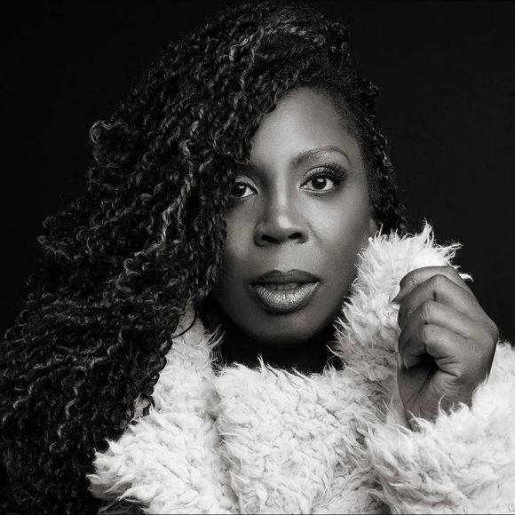 Meet your Posher, Jasmyne - Picture 4 of 16